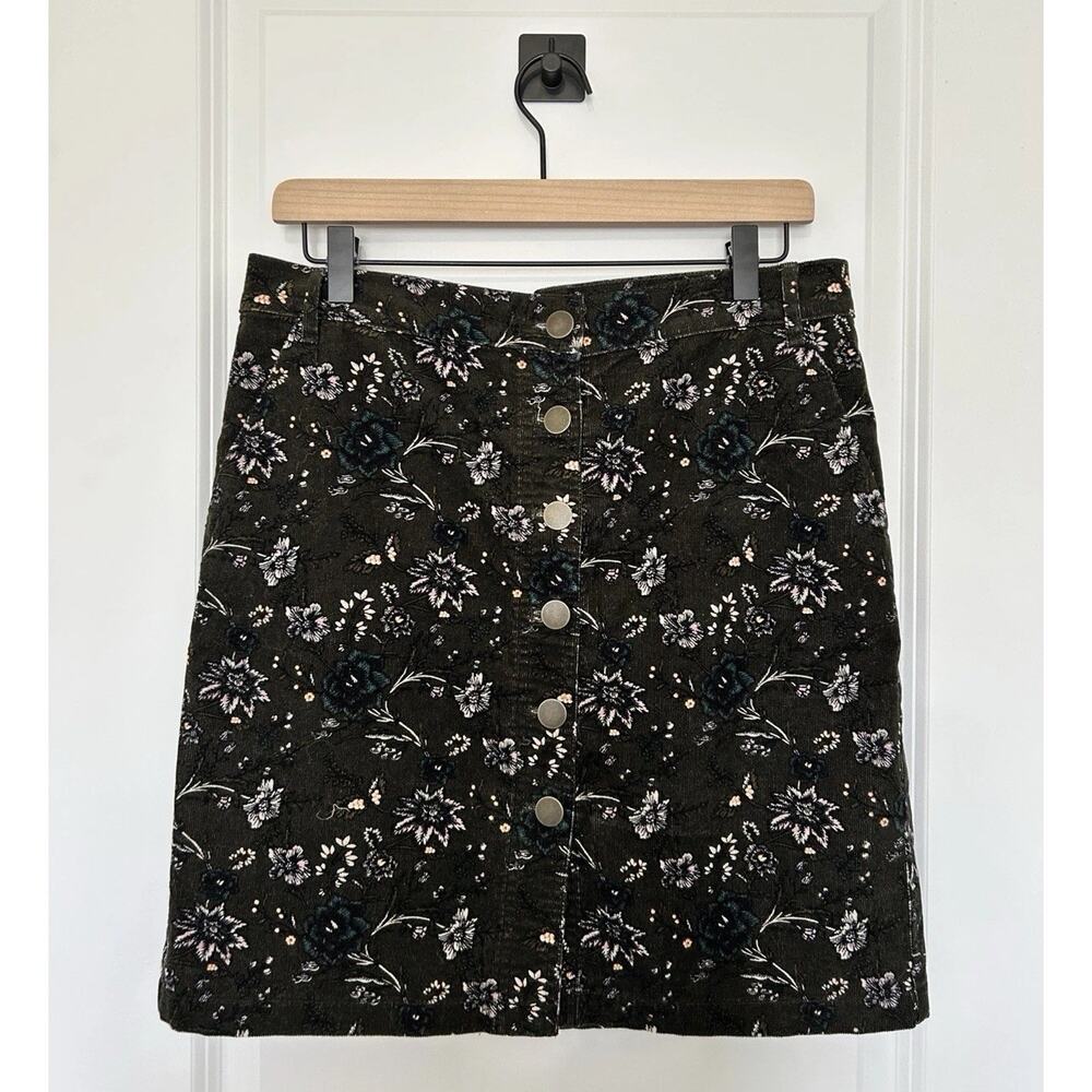 LOFT Floral Corduroy Button Front Mini Skirt Size 8 Olive - Picture 2 of 10
